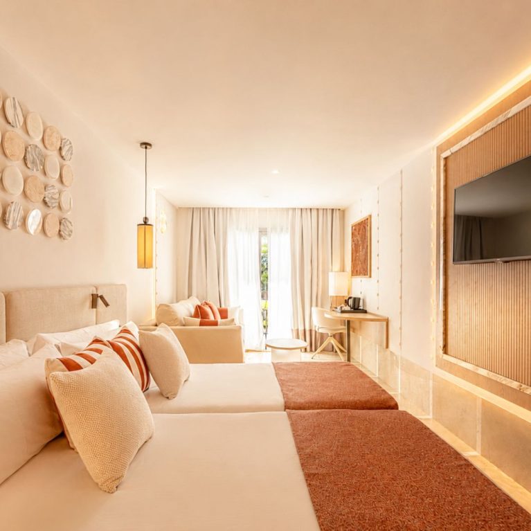 U Interior Design
